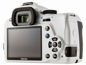 Pentax представила защищенную зеркальную камеру pentax k-50