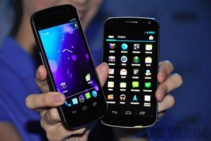 Украинцам предлагают разбить iphone 4s ради google nexus.